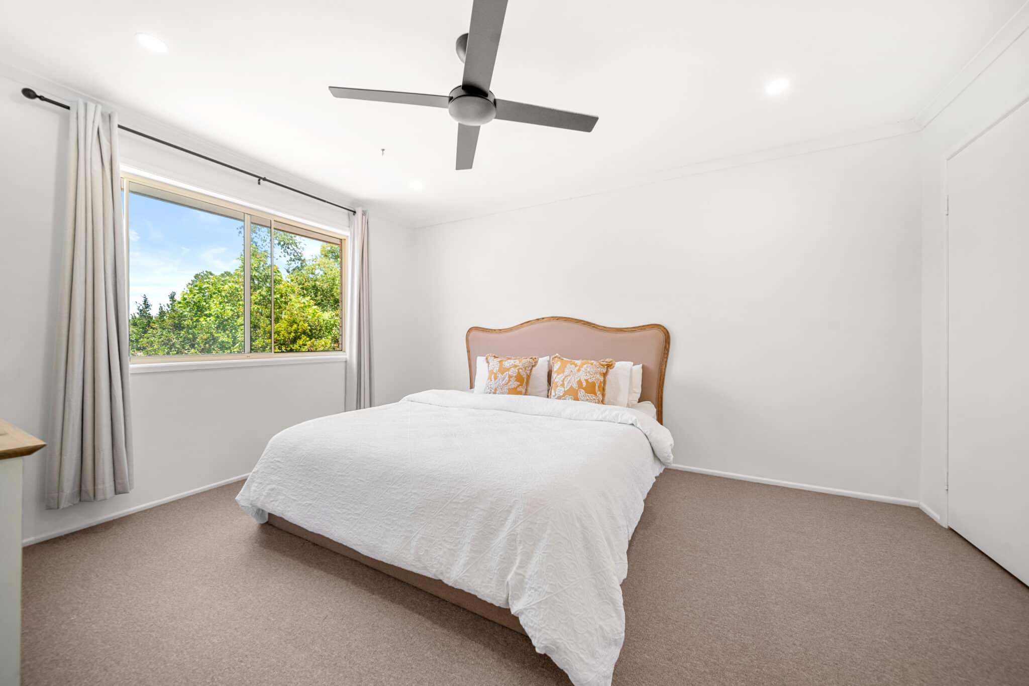 L22097677-WOODRIDGE-10