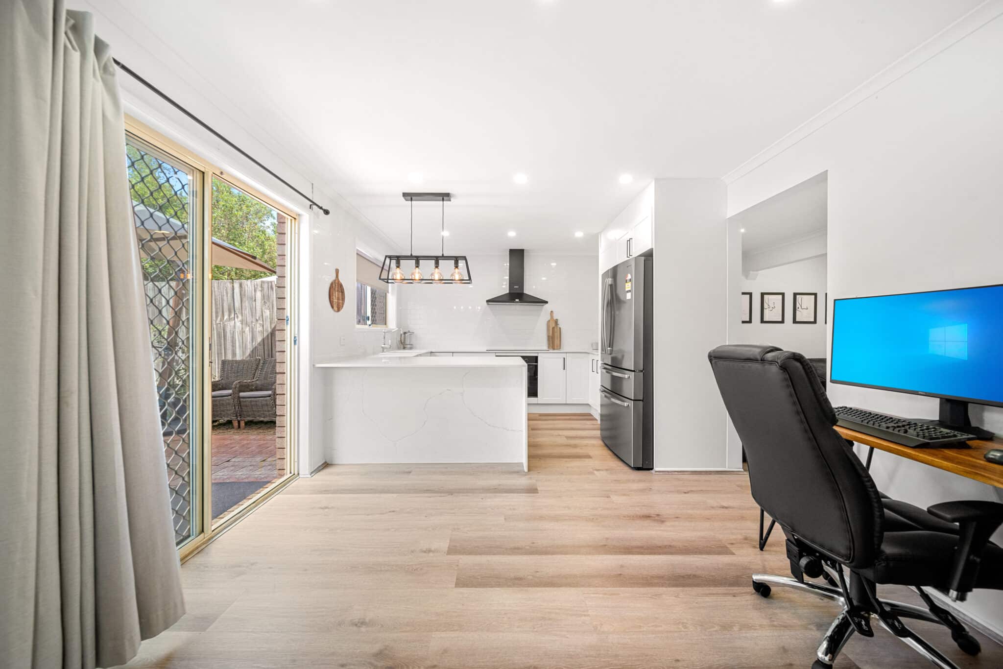 L22097677-WOODRIDGE-5